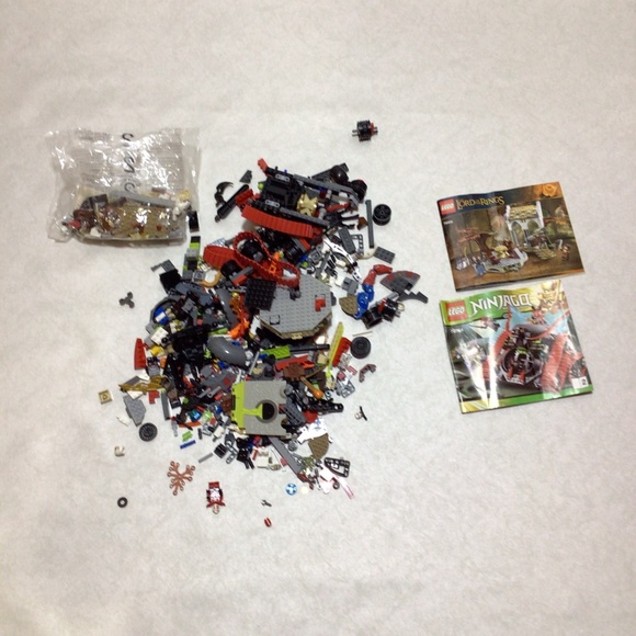 Lego Pieces For Ninjago #70504 And To The Lord Of The Rings #79006. - Picture 1 of 5